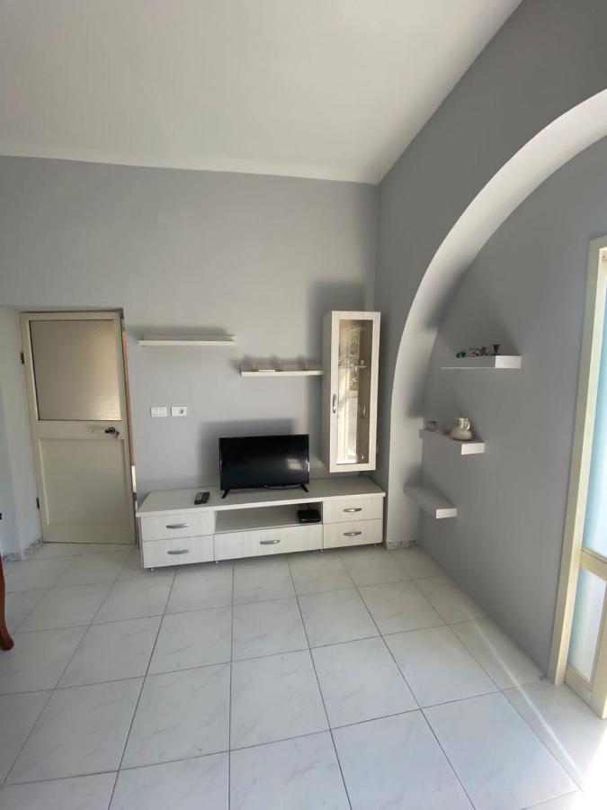Vollga Promenade Lovely 2 Bedroom Apartment Durrës Exterior foto